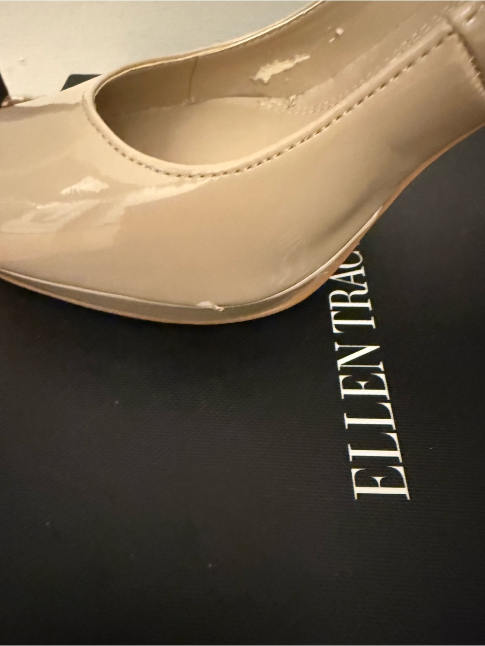 Ellen Tracy Beige Patent Leather Pump